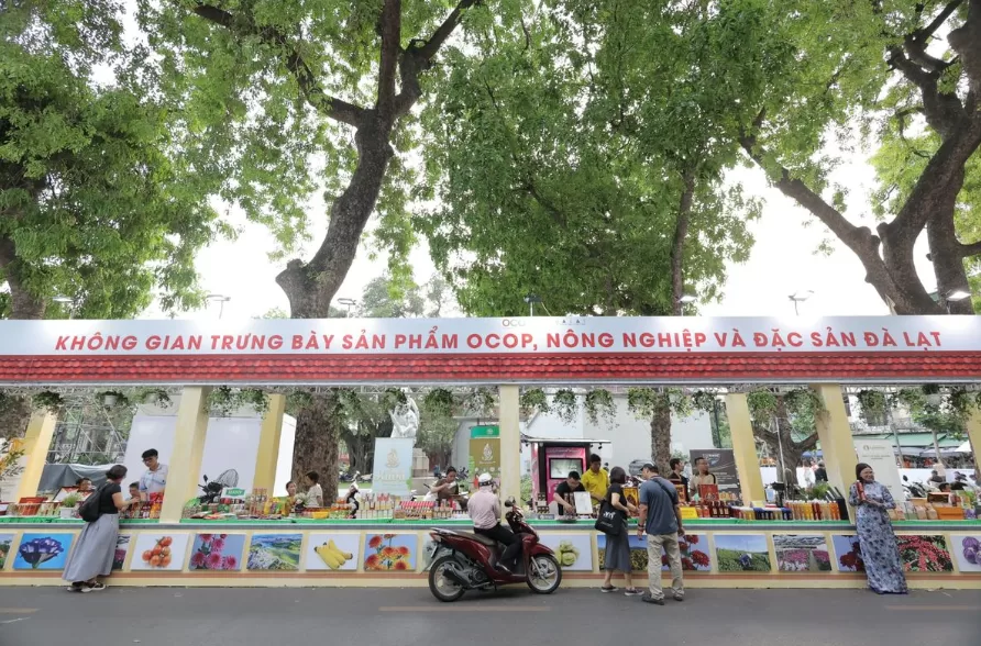 Ngày Văn hóa Lâm Đồng tại Hà Nội 2025 – Không gian trưng bày giới thiệu Văn hóa, Du lịch, Di sản kiến trúc – Quy hoạch, Sản phẩm OCOP, Nông nghiệp tỉnh Lâm Đồng